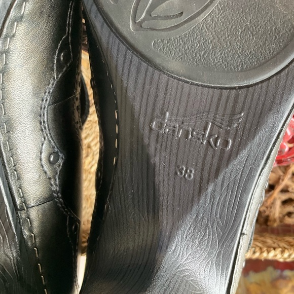 Dansko ‘Nevin’ Heel Clog - Picture 8 of 14